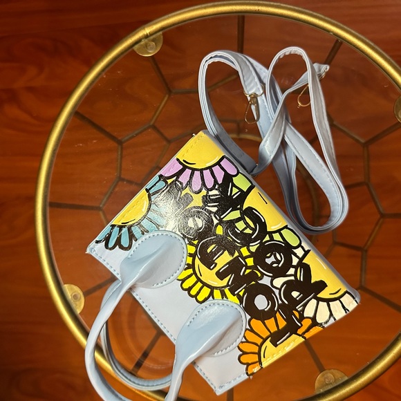 LONDON ROCK HANDPAINTED BLOOM MINI BAG - Picture 3 of 7